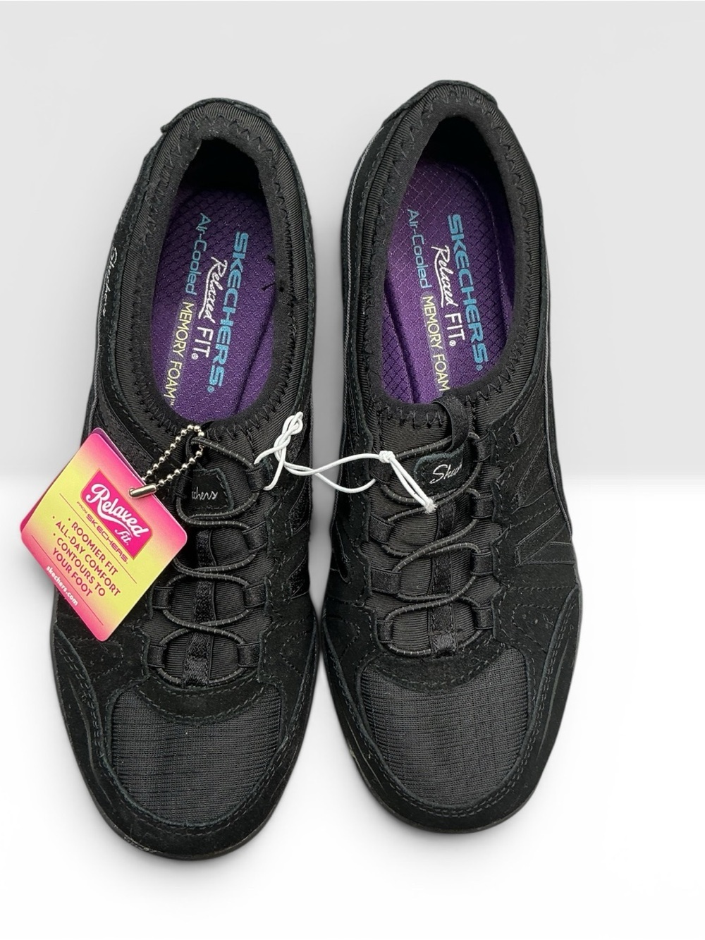 Skechers Relaxed Fit Weekender, black Slip-On Sneakers , size 6.5 NWT